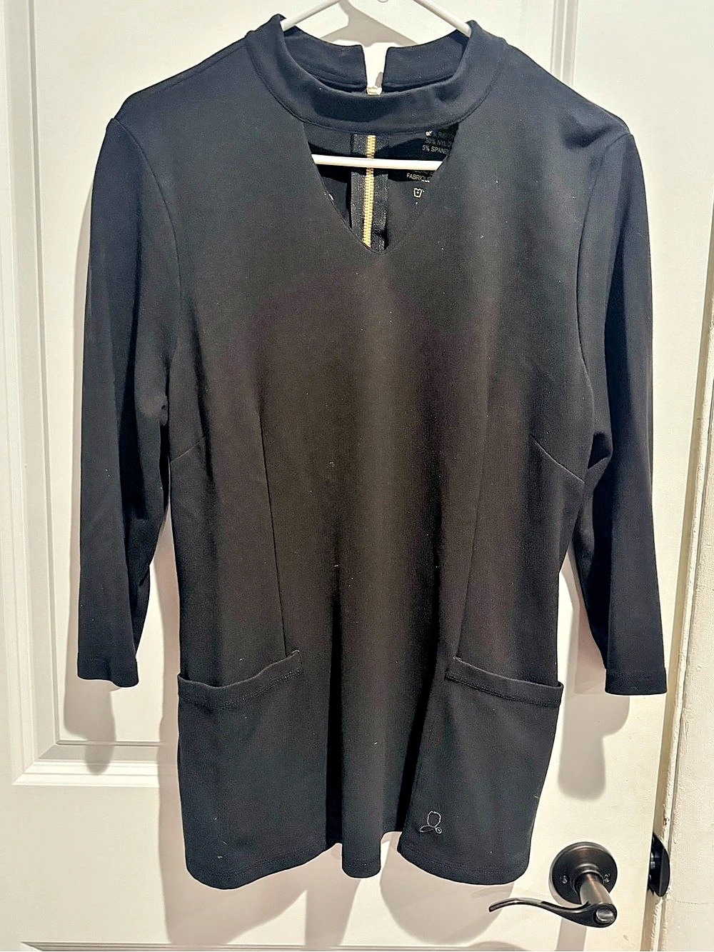 Jaanuu Black Mock Neck Keyhole 3/4-Sleeve Tunic Scrub Top - XL